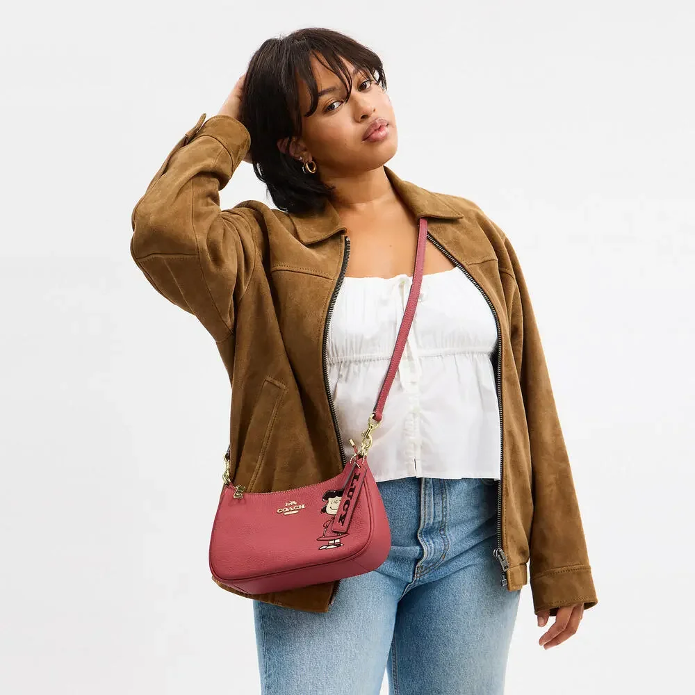 Coach X Peanuts Teri Shoulder Bag With Lucy - Picture 5 of 7